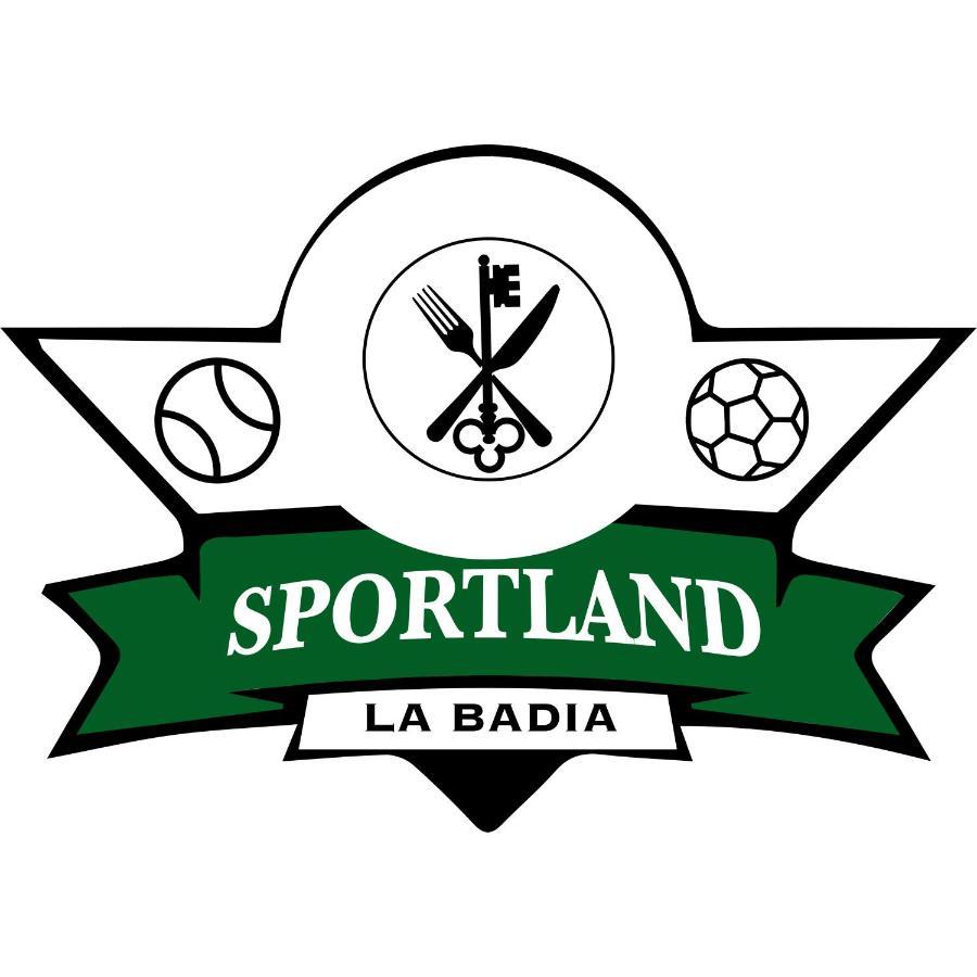 Sportland Hotel กอลเลวัลเดลซา ภายนอก รูปภาพ